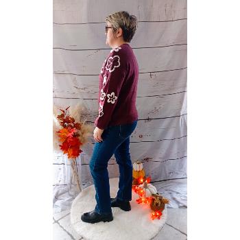 Pull à fleurs bordeaux 