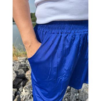 Short ESSENTIEL bleu roi