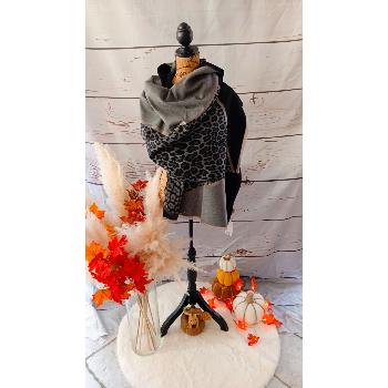 Écharpe léopard noire