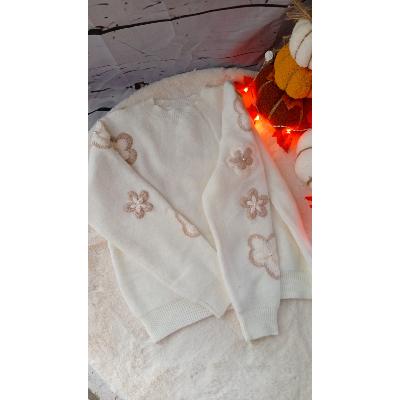 Pull à fleurs blanc